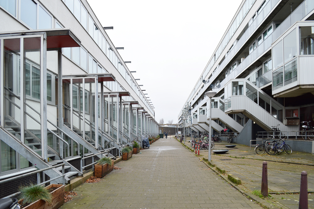 IJplein Siedlungen by OMA We Love 80's architecture
